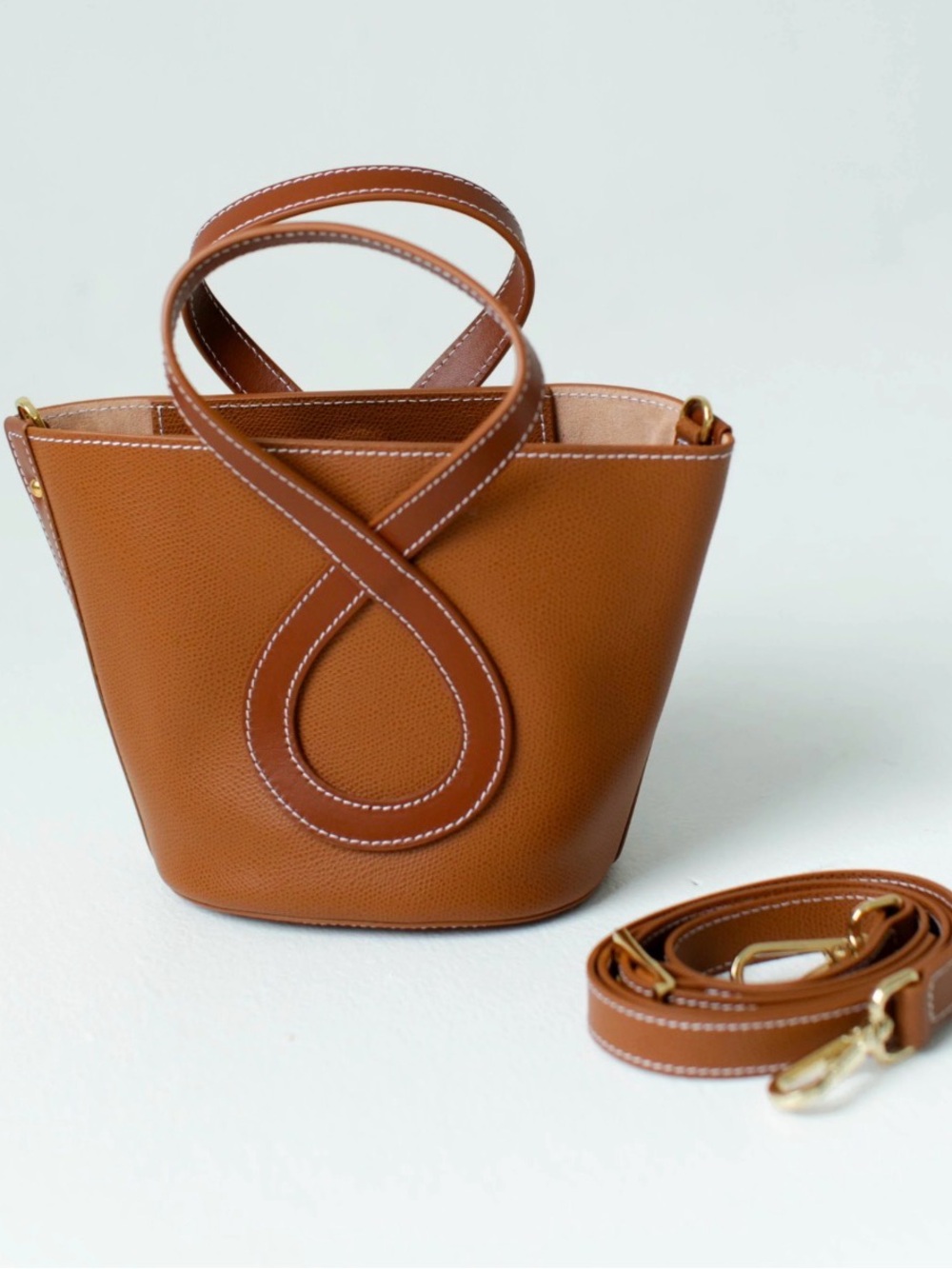 Harper Lawrence Mini Infinity in Tan Pebbled Leather